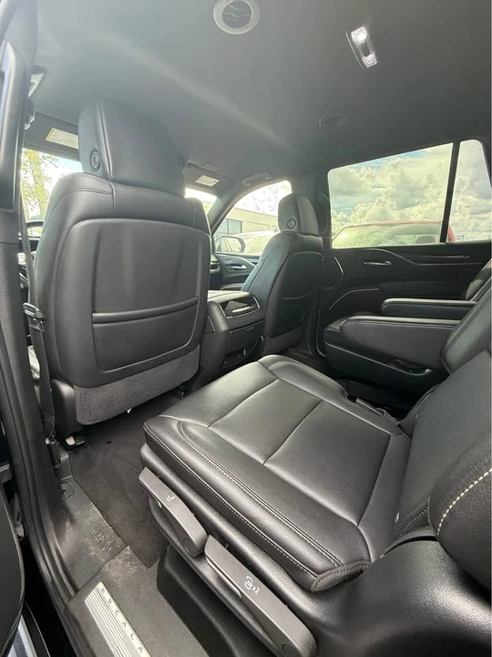 2024 Cadillac Escalade 5th Gen - Image 6 of 8