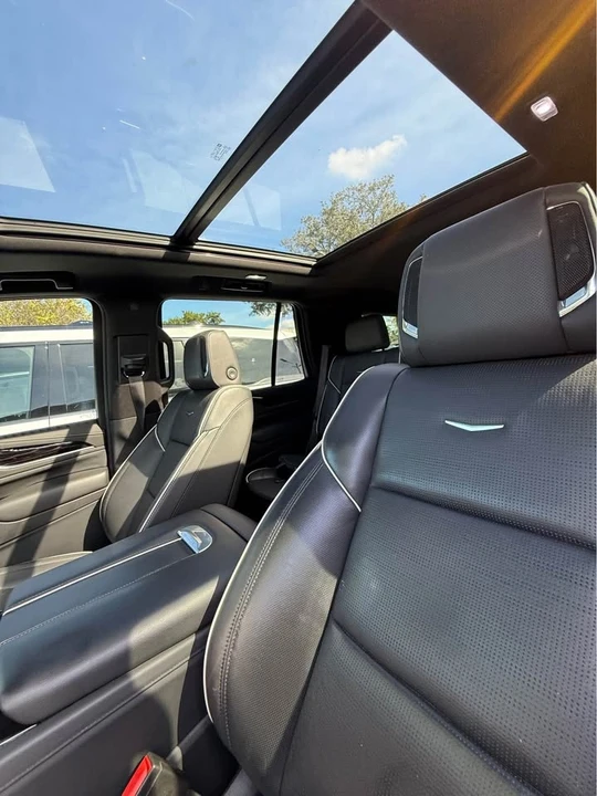2024 Cadillac Escalade 5th Gen - Image 7 of 10