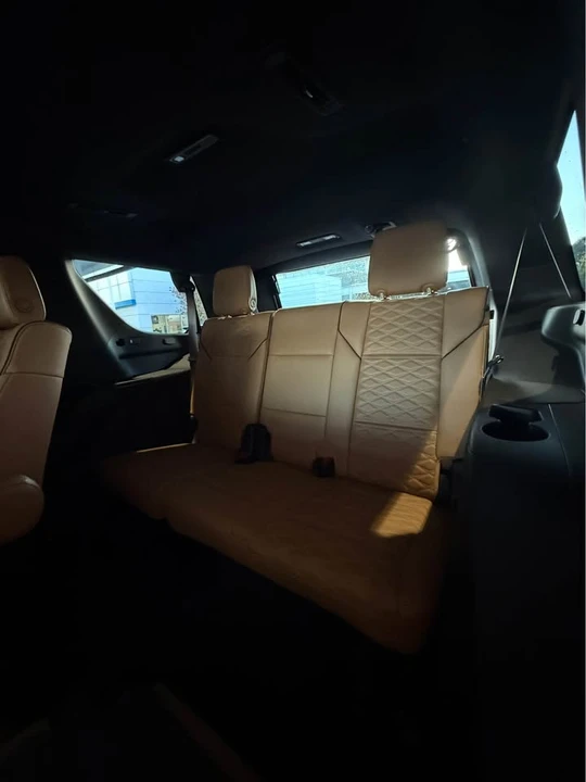 2024 Cadillac Escalade 5th Gen - Image 9 of 13