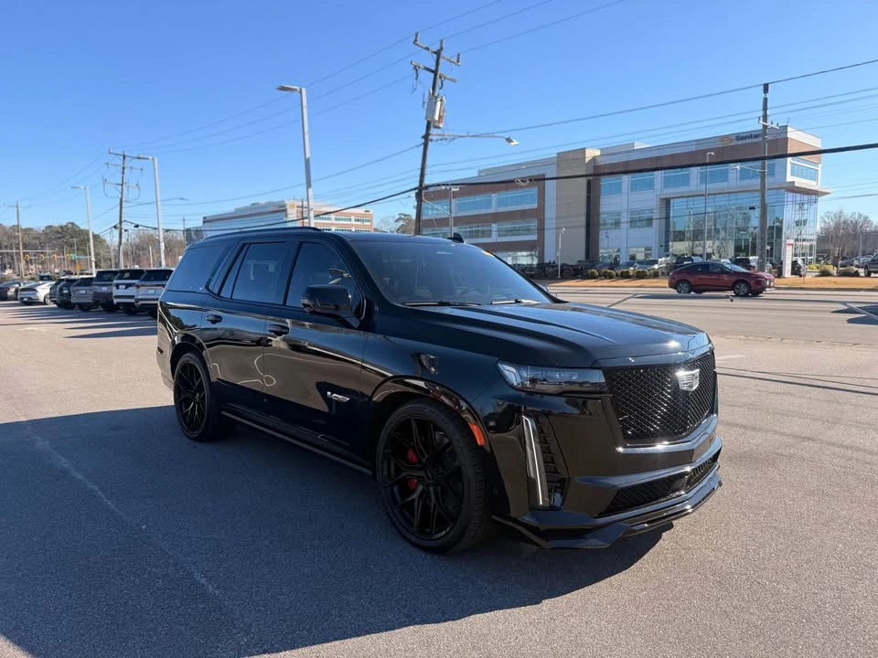 2024 Cadillac Escalade-V 5th Gen - Image 7 of 18