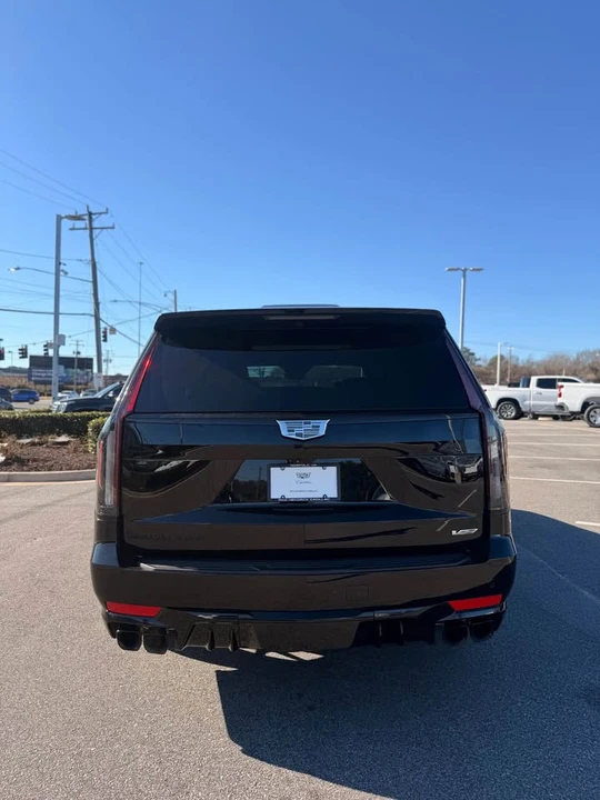 2024 Cadillac Escalade-V 5th Gen - Image 5 of 18