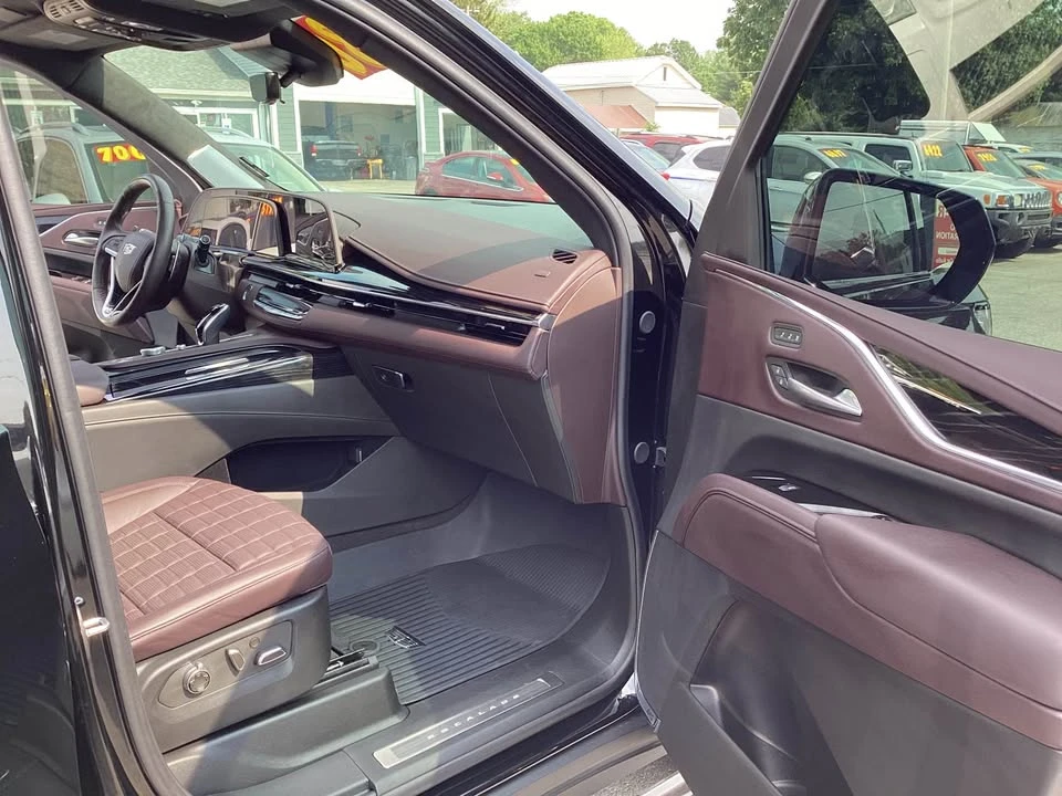 2024 Cadillac Escalade-V 5th Gen - Image 8 of 8