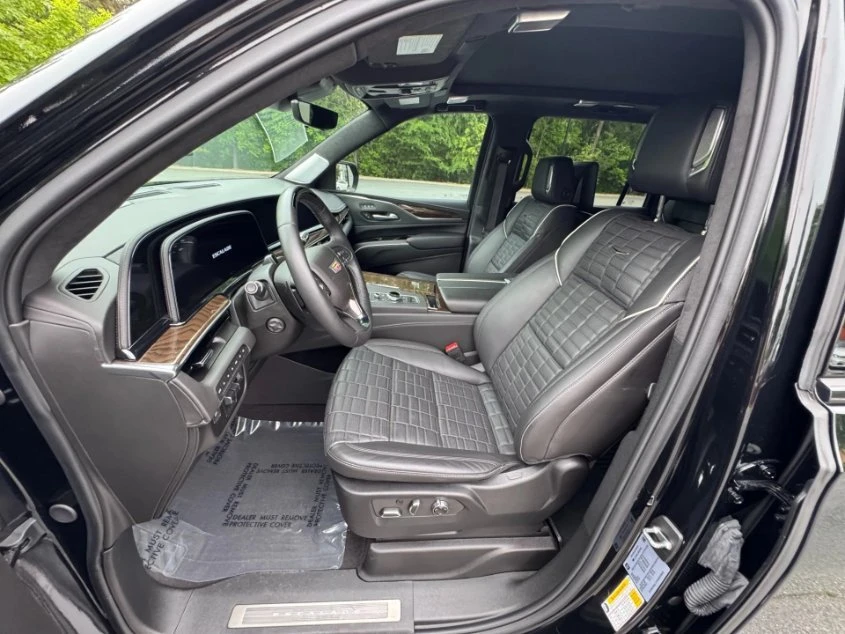 2024 Cadillac Escalade 5th Gen - Image 7 of 13