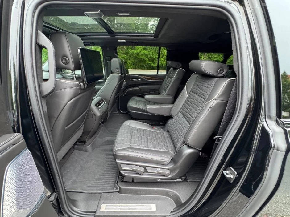2024 Cadillac Escalade 5th Gen - Image 8 of 14