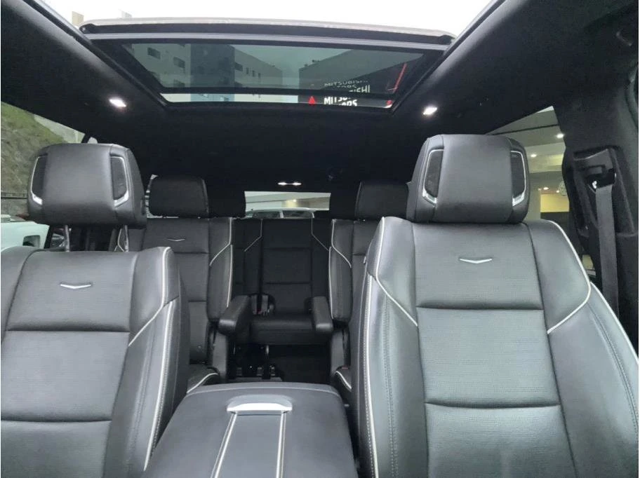 2024 Cadillac Escalade 5th Gen - Image 7 of 10