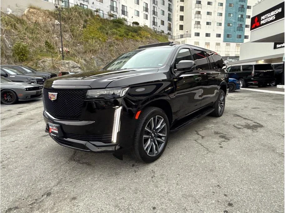 2024 Cadillac Escalade 5th Gen - Image 6 of 10