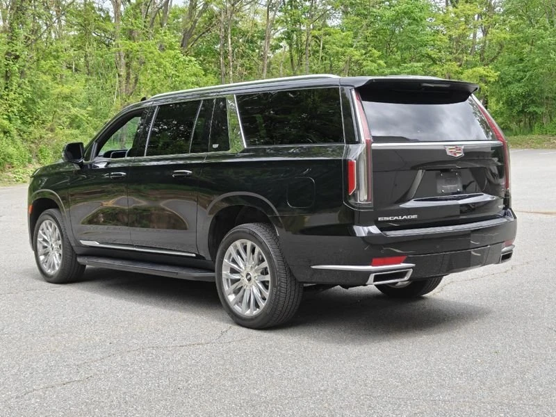 2024 Cadillac Escalade 5th Gen - Image 3 of 18
