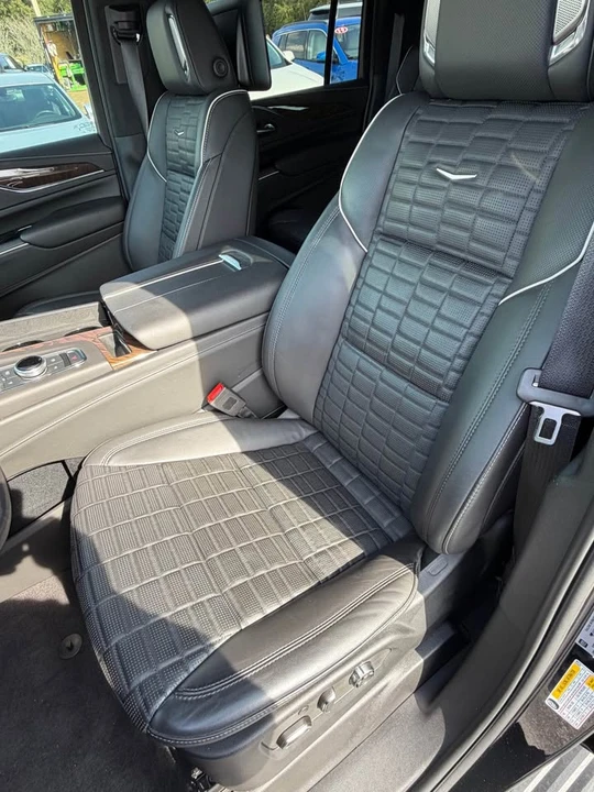 2024 Cadillac Escalade 5th Gen - Image 11 of 11