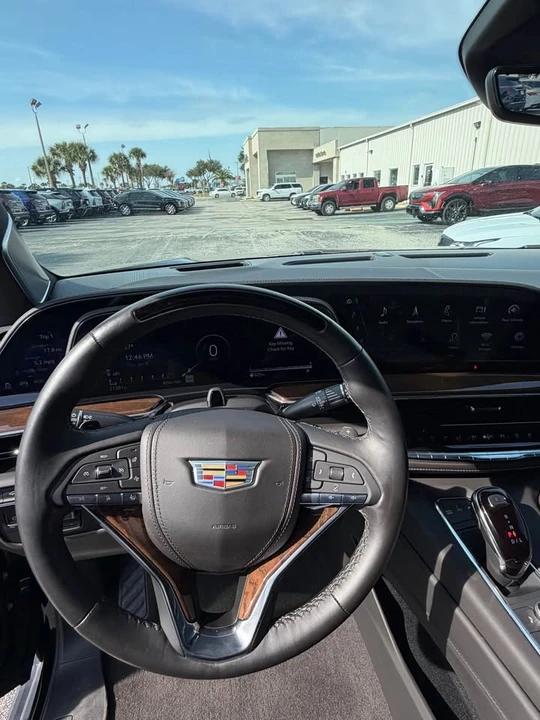 2024 Cadillac Escalade 5th Gen - Image 6 of 11
