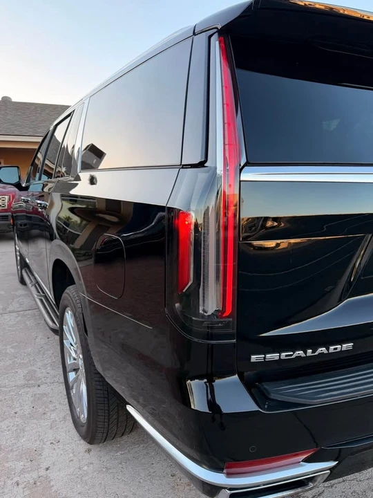 2024 Cadillac Escalade 5th Gen - Image 9 of 19