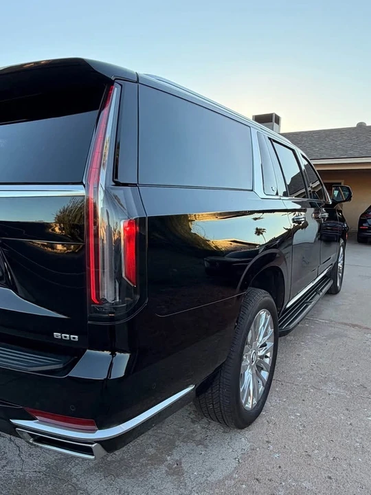 2024 Cadillac Escalade 5th Gen - Image 8 of 19