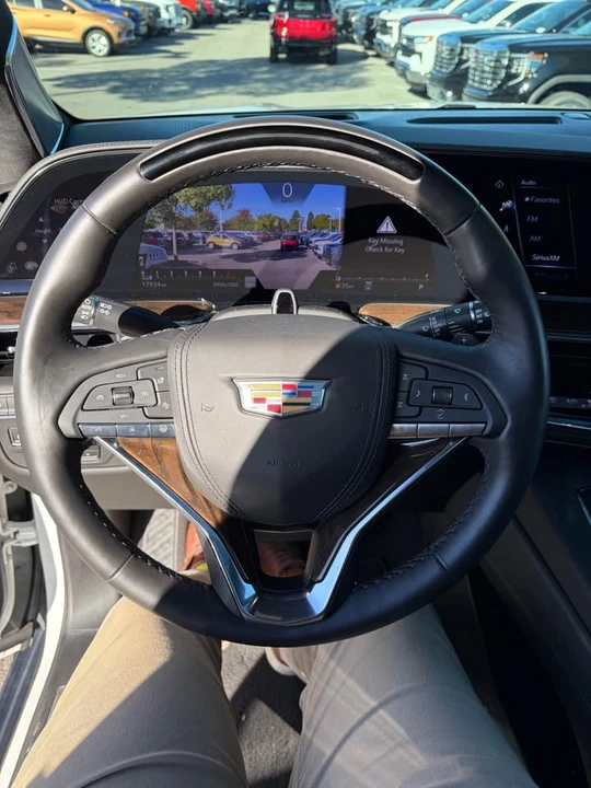 2024 Cadillac Escalade 5th Gen - Image 10 of 13