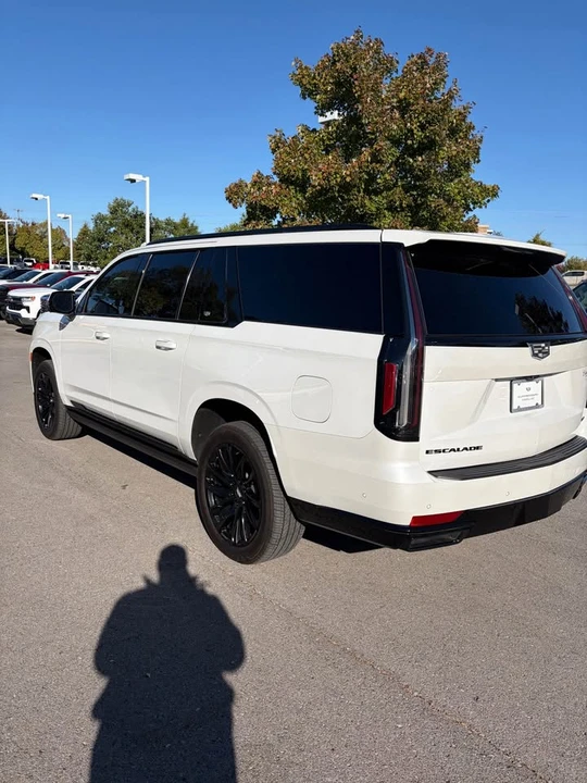 2024 Cadillac Escalade 5th Gen - Image 6 of 13