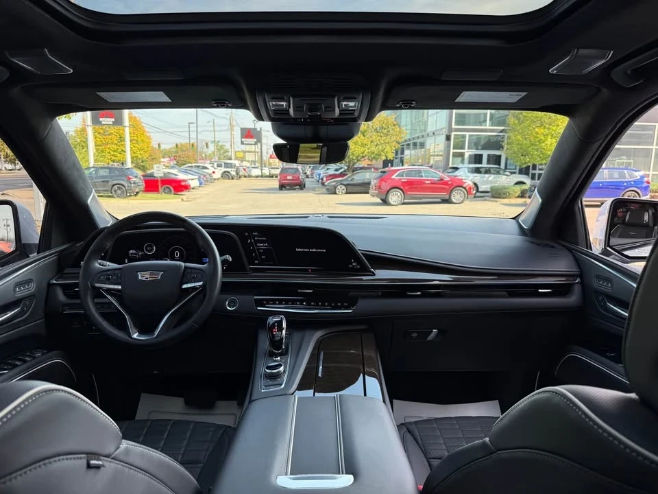 2024 Cadillac Escalade 5th Gen - Image 13 of 20