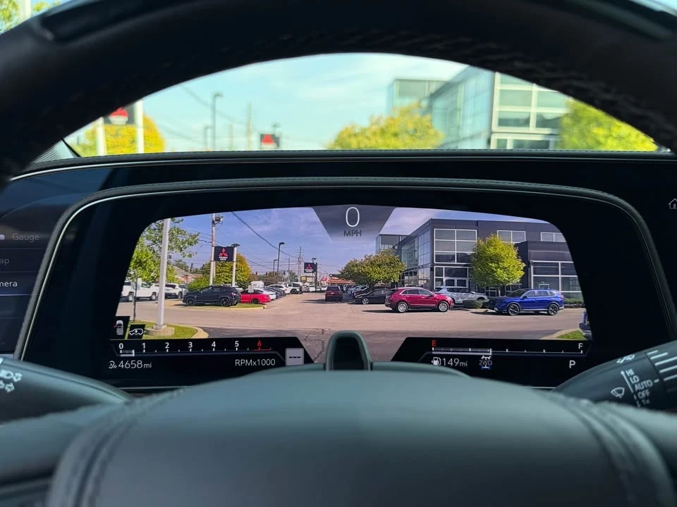 2024 Cadillac Escalade 5th Gen - Image 18 of 20