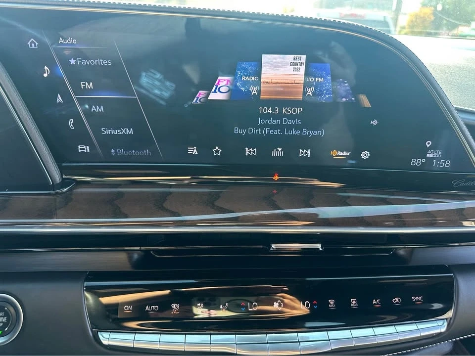 2024 Cadillac Escalade 5th Gen - Image 8 of 18