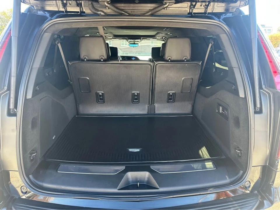 2024 Cadillac Escalade 5th Gen - Image 18 of 18