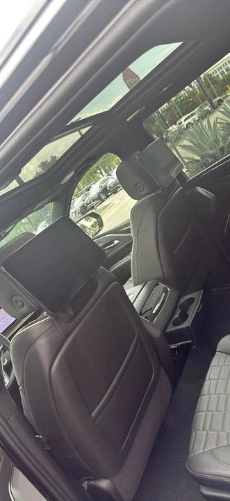 2024 Cadillac Escalade 5th Gen - Image 6 of 10