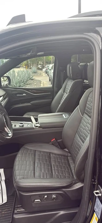 2024 Cadillac Escalade 5th Gen - Image 7 of 10