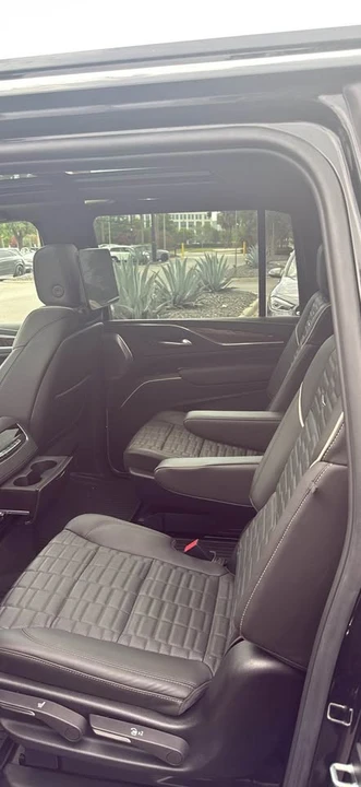 2024 Cadillac Escalade 5th Gen - Image 5 of 10