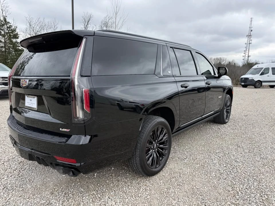 2024 Cadillac Escalade-V 5th Gen - Image 5 of 15