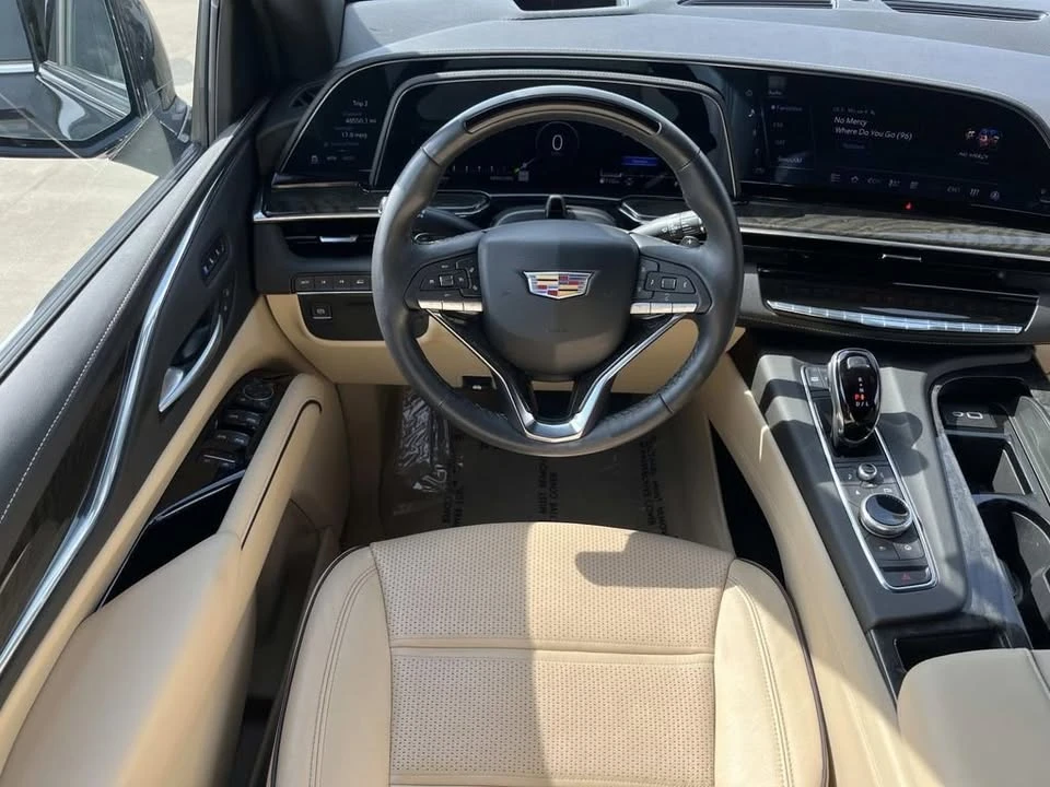 2024 Cadillac Escalade 5th Gen - Image 14 of 20