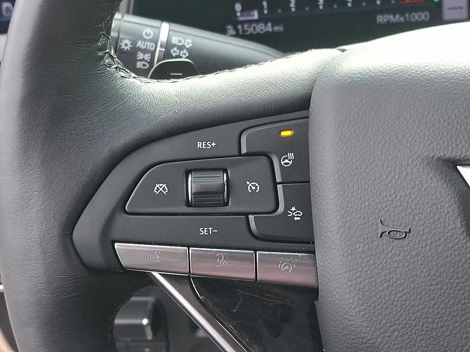 2024 Cadillac Escalade 5th Gen - Image 17 of 18