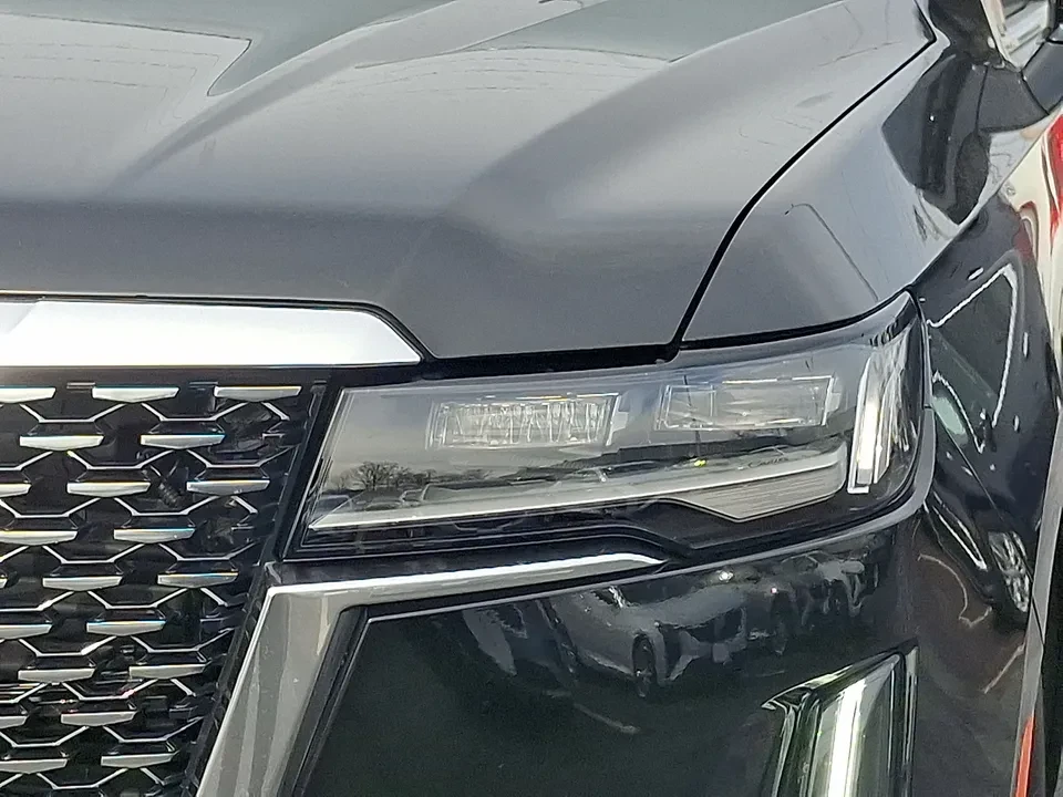 2024 Cadillac Escalade 5th Gen - Image 8 of 18