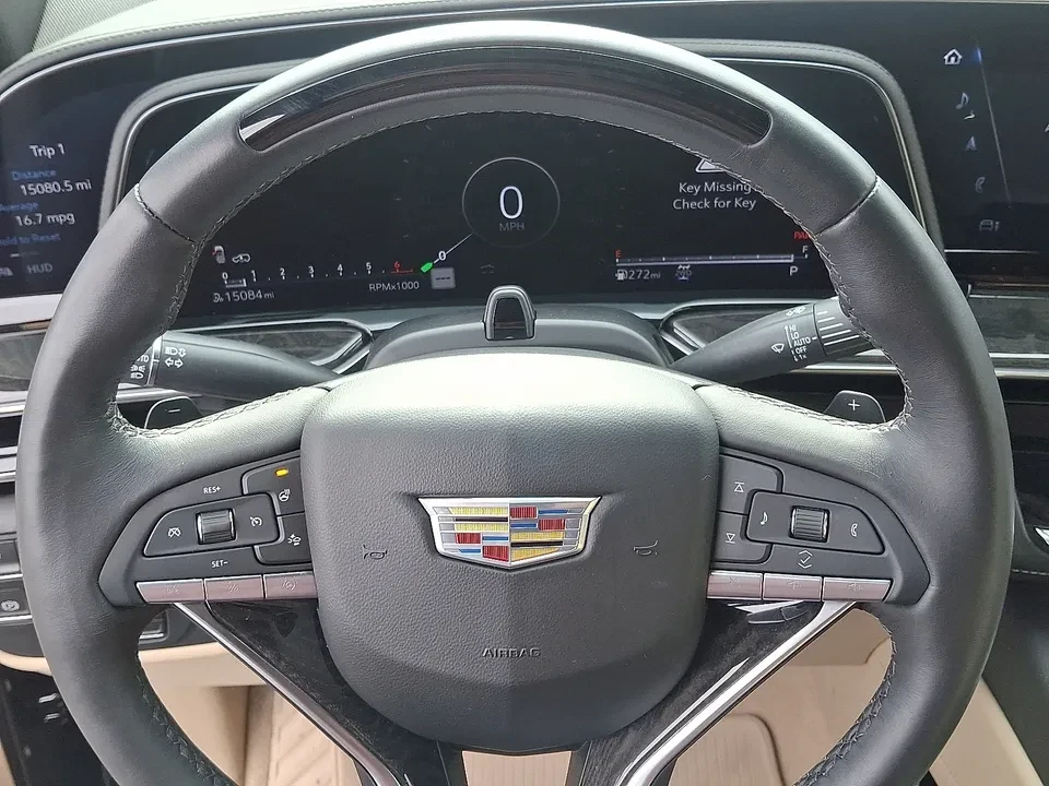 2024 Cadillac Escalade 5th Gen - Image 11 of 18
