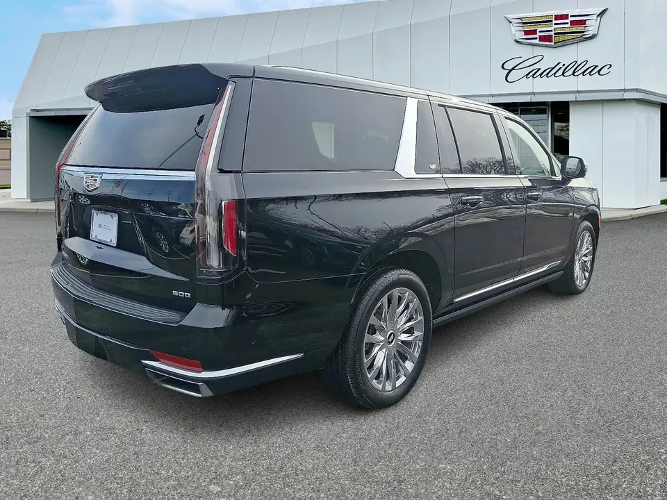 2024 Cadillac Escalade 5th Gen - Image 5 of 18