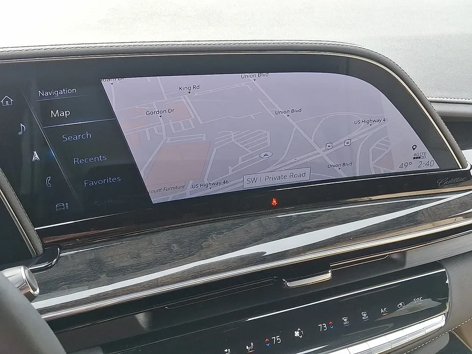 2024 Cadillac Escalade 5th Gen - Image 18 of 18