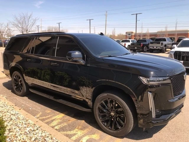 2024 Cadillac Escalade 5th Gen - Image 5 of 16