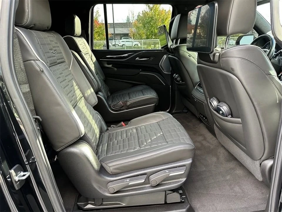 2024 Cadillac Escalade-V 5th Gen - Image 12 of 20
