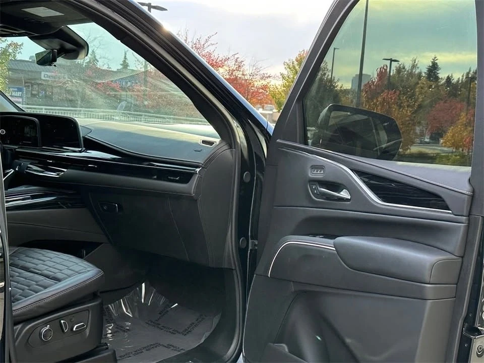 2024 Cadillac Escalade-V 5th Gen - Image 11 of 20