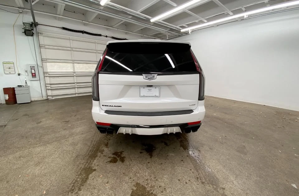 2024 Cadillac Escalade-V 5th Gen - Image 4 of 14