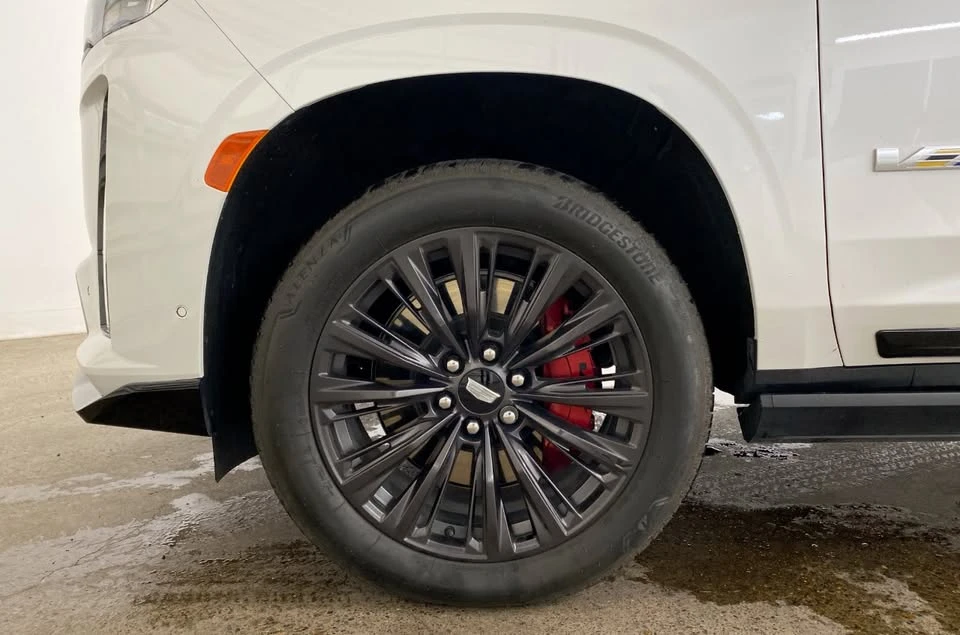 2024 Cadillac Escalade-V 5th Gen - Image 8 of 14