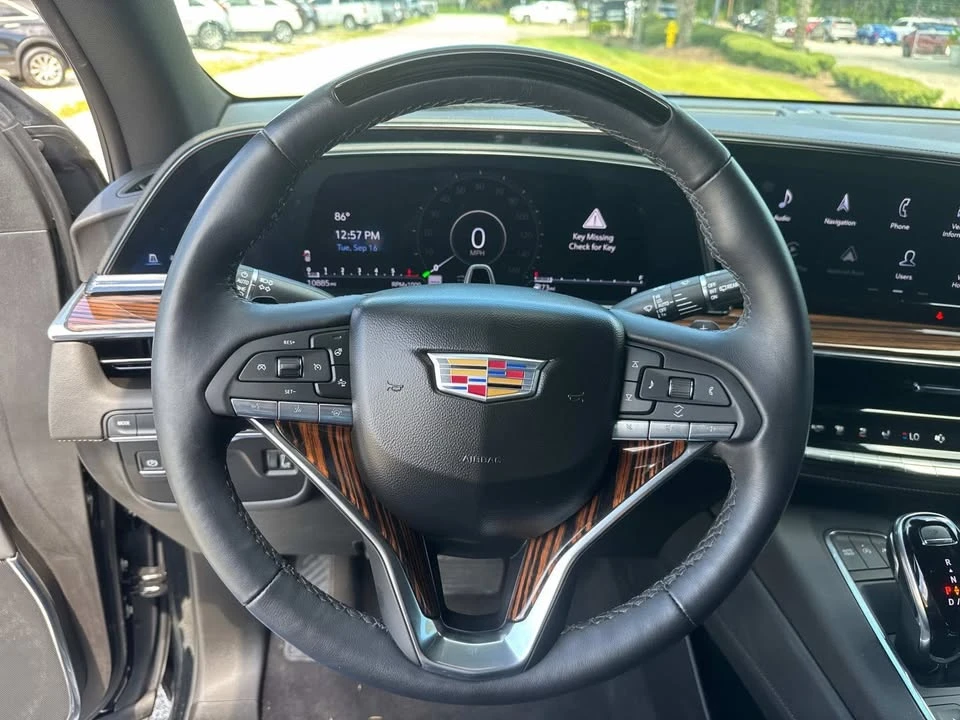2024 Cadillac Escalade 5th Gen - Image 17 of 20
