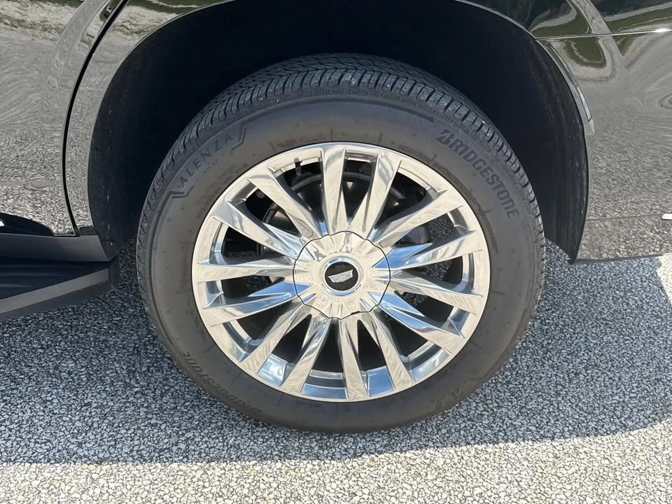 2024 Cadillac Escalade 5th Gen - Image 10 of 20