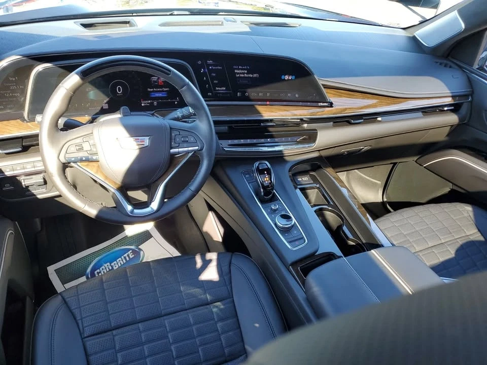 2024 Cadillac Escalade 5th Gen - Image 11 of 20
