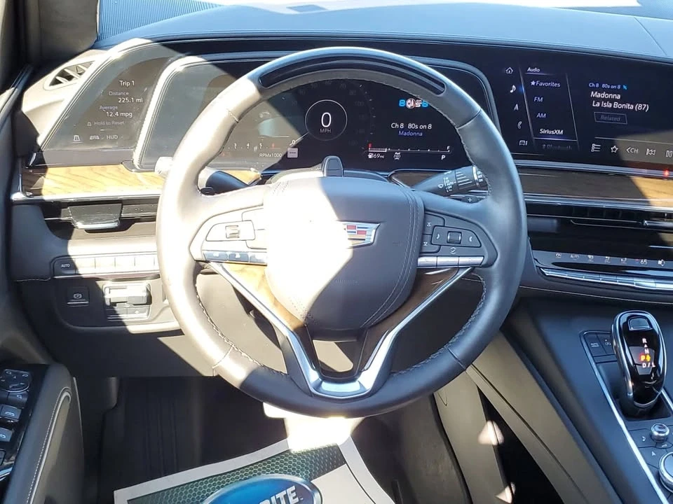 2024 Cadillac Escalade 5th Gen - Image 12 of 20