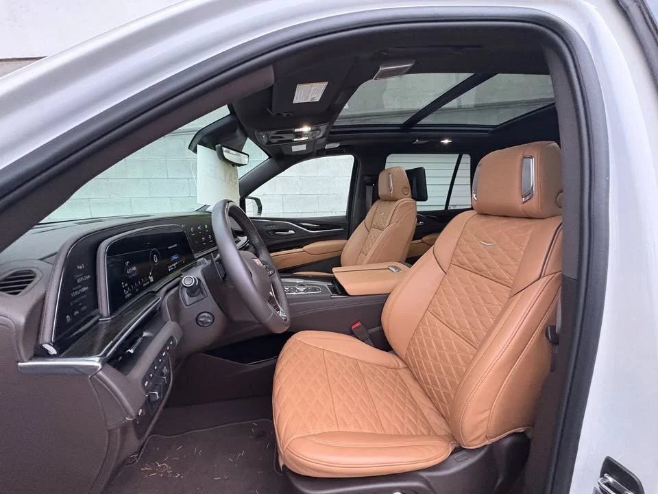 2024 Cadillac Escalade 5th Gen - Image 8 of 20