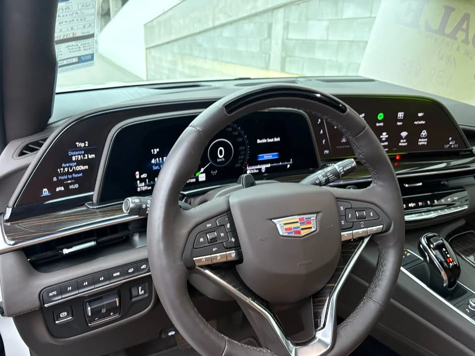 2024 Cadillac Escalade 5th Gen - Image 12 of 20