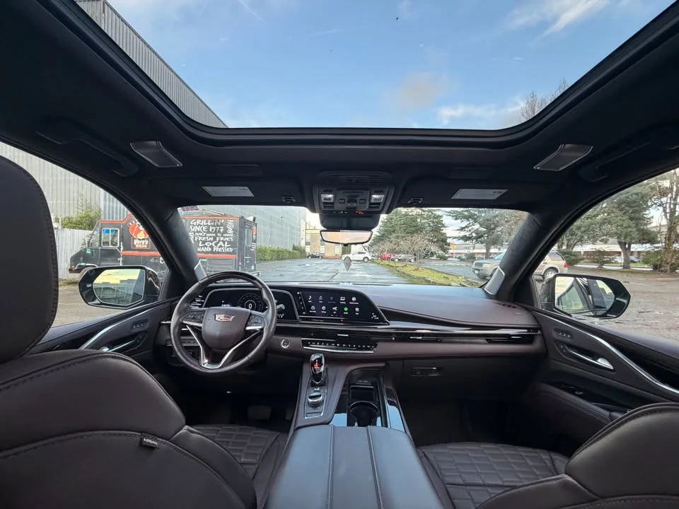 2024 Cadillac Escalade 5th Gen - Image 9 of 20
