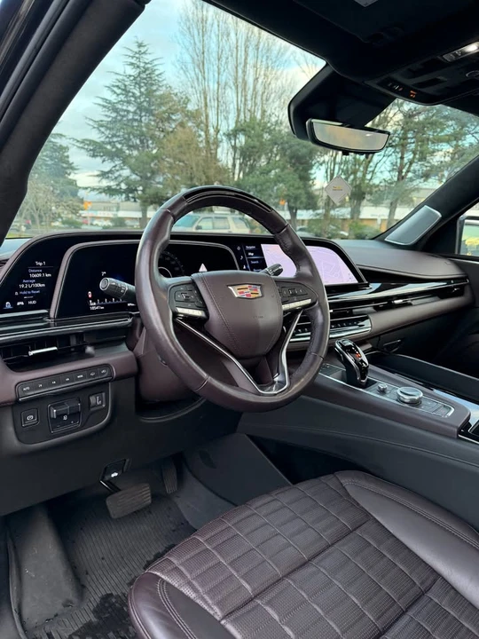 2024 Cadillac Escalade 5th Gen - Image 11 of 20