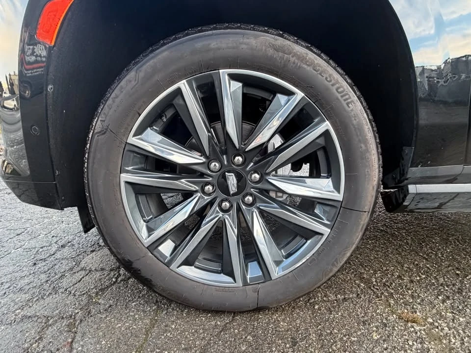 2024 Cadillac Escalade 5th Gen - Image 4 of 20