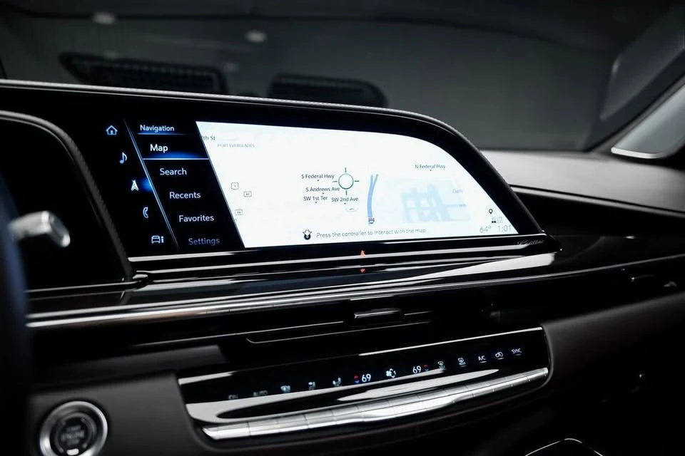 2024 Cadillac Escalade 5th Gen - Image 20 of 20