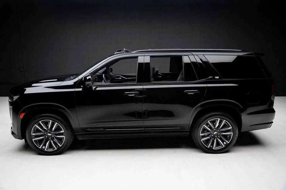 2024 Cadillac Escalade 5th Gen - Image 11 of 20