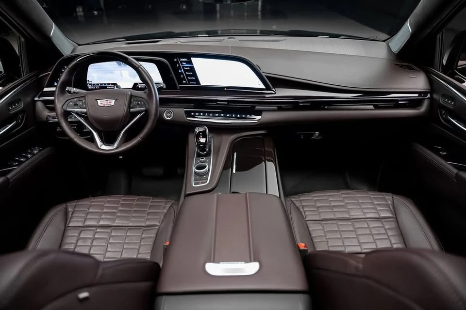 2024 Cadillac Escalade 5th Gen - Image 17 of 20