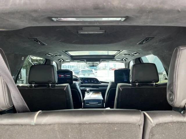 2024 Cadillac Escalade 5th Gen - Image 13 of 18