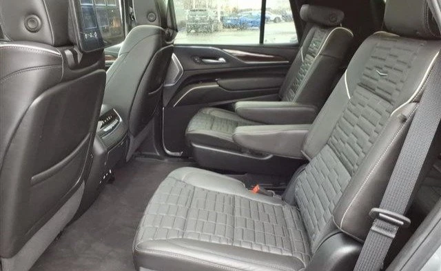2024 Cadillac Escalade 5th Gen - Image 9 of 19